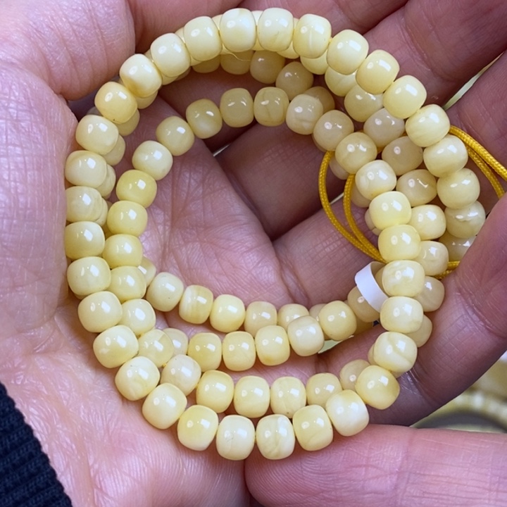 蜜蜡手链未镶嵌天然原矿假一赔十