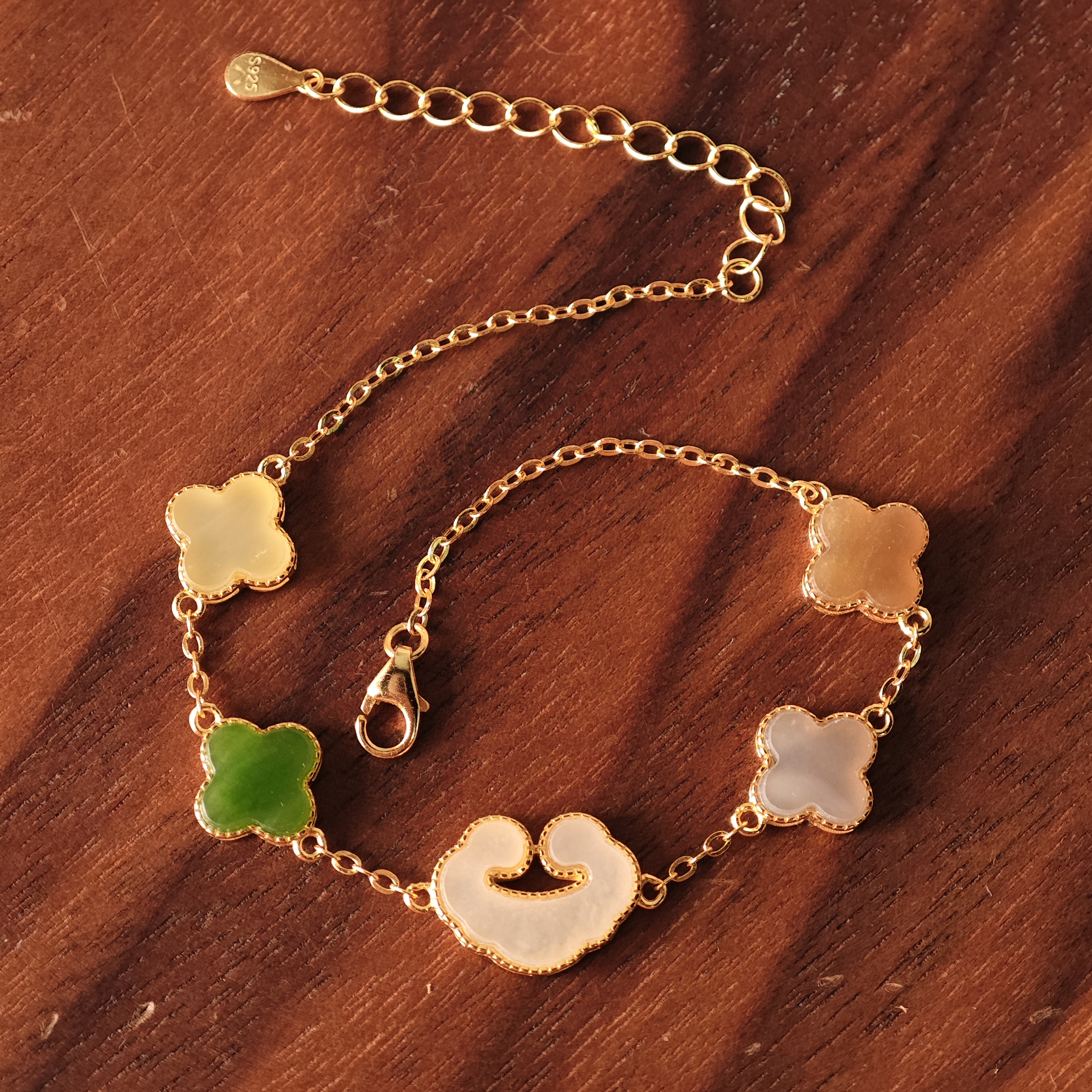 新疆爱思尔和田玉多宝四叶草手链DG0602-09（多样性发货）