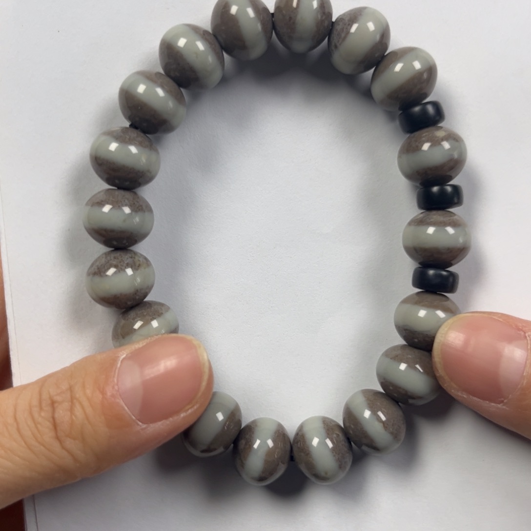 和田玉手链未镶嵌卡12