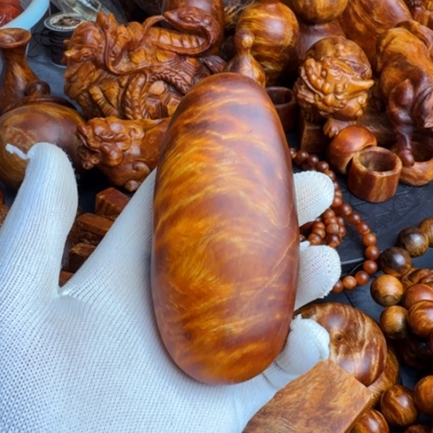 松木（琥珀木）其他有裂