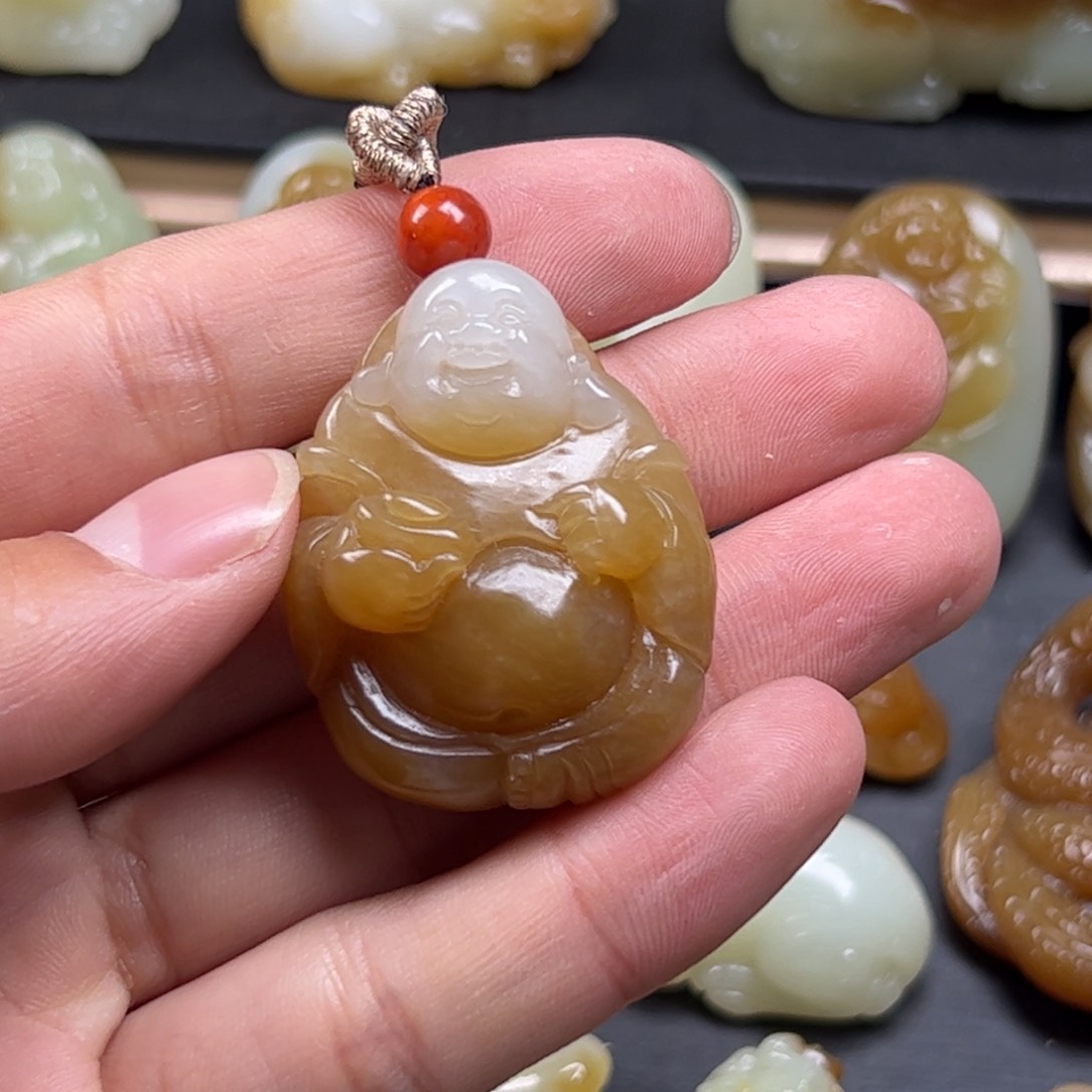 和田玉（糖玉）颈饰未镶嵌始**一