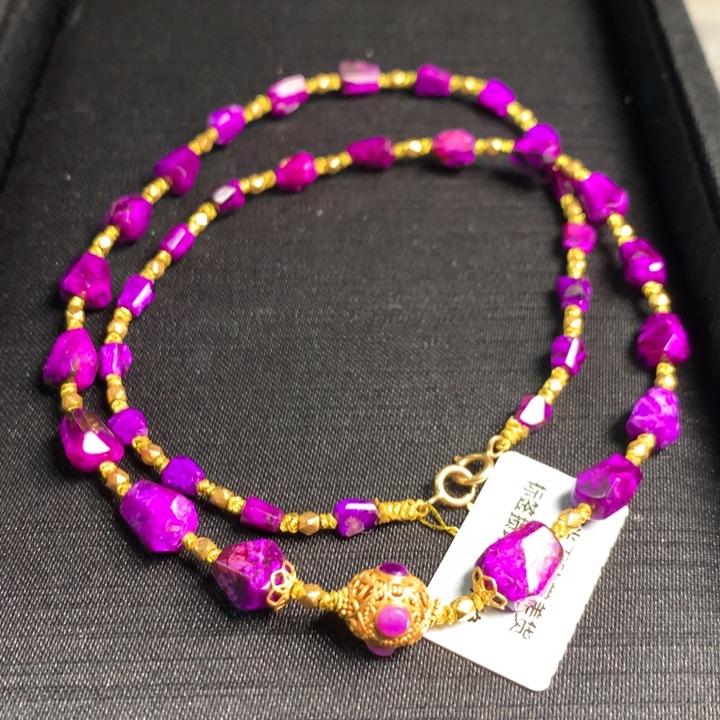 苏纪石（舒俱来）颈饰18K金镶嵌