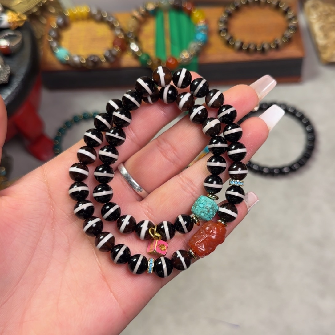 *****大叶紫檀（黑酸枝木类）