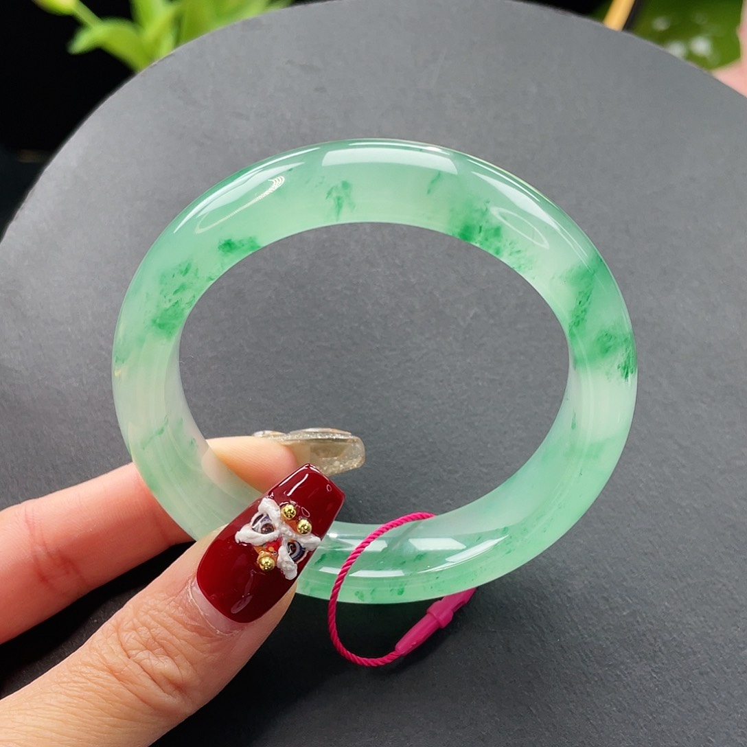 石英质玉手镯未镶嵌59