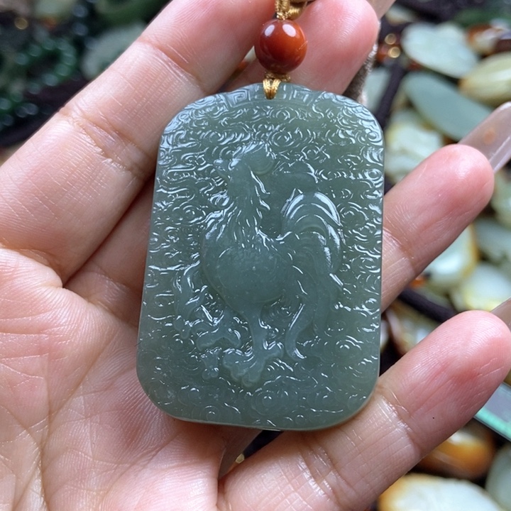 和田玉颈饰未镶嵌双面