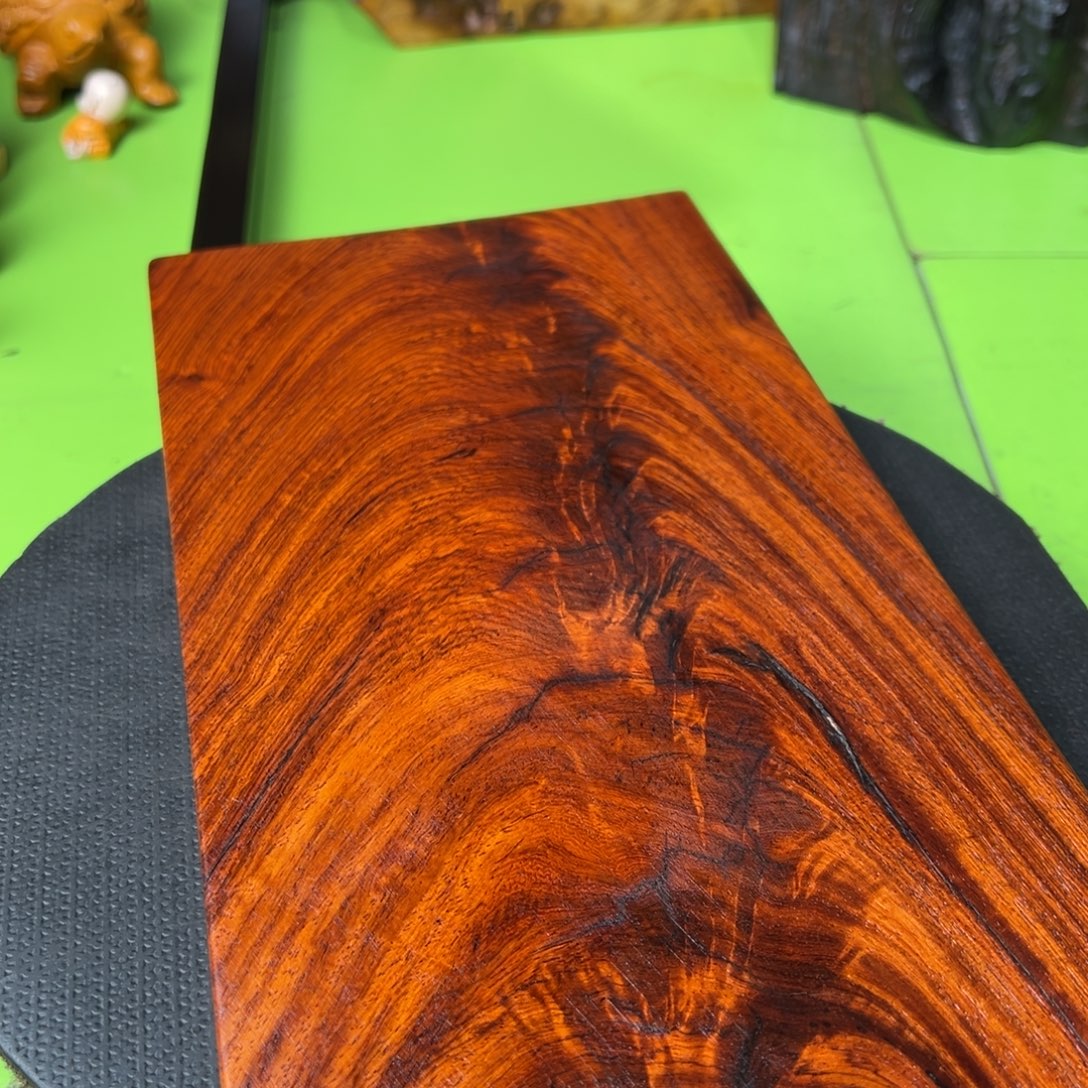 d***u大果紫檀（缅甸花梨）