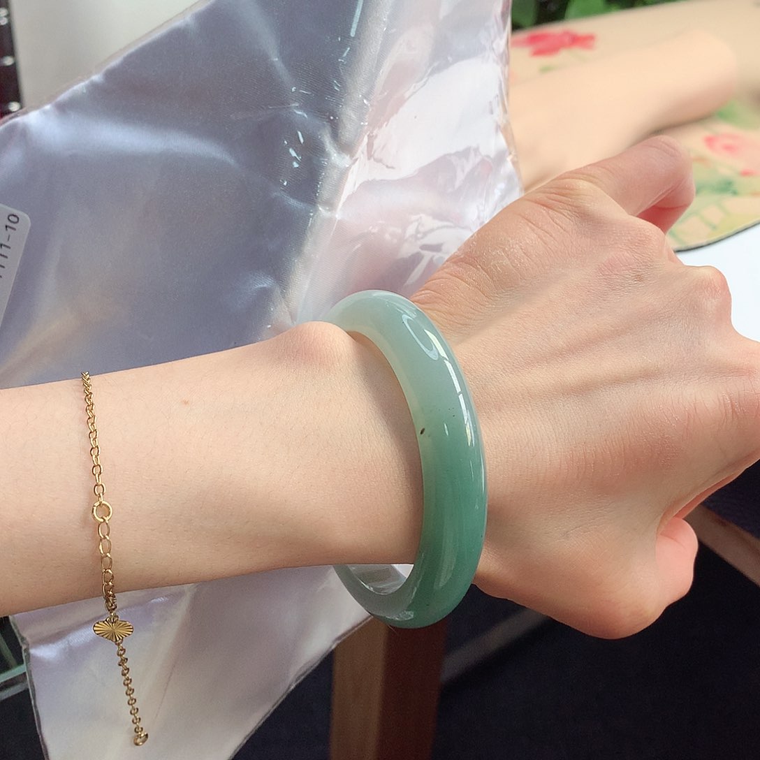 翡翠手镯未镶嵌天然翡翠55-56万内捡漏款经典名镯