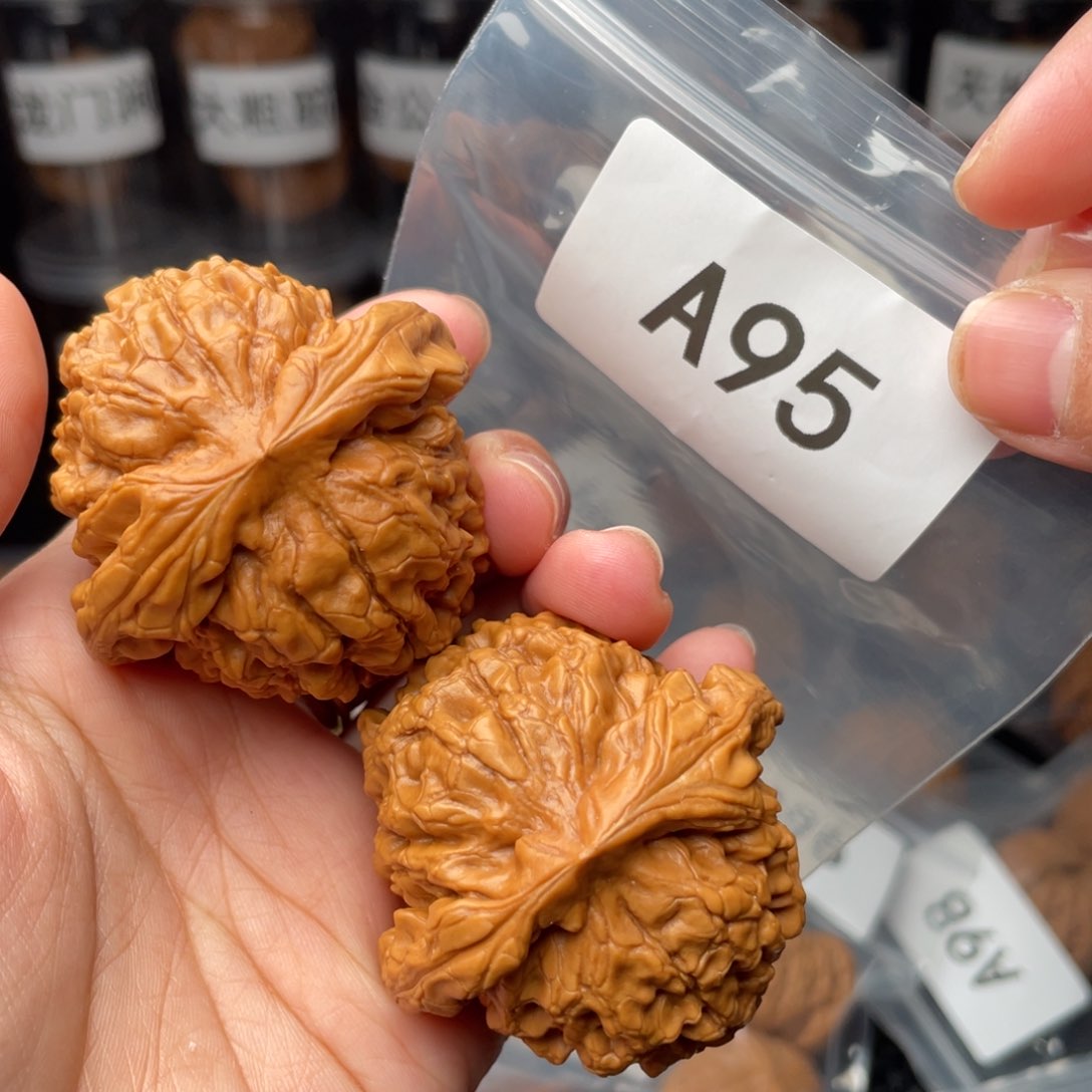 文玩核桃把件风****$龙鼎49