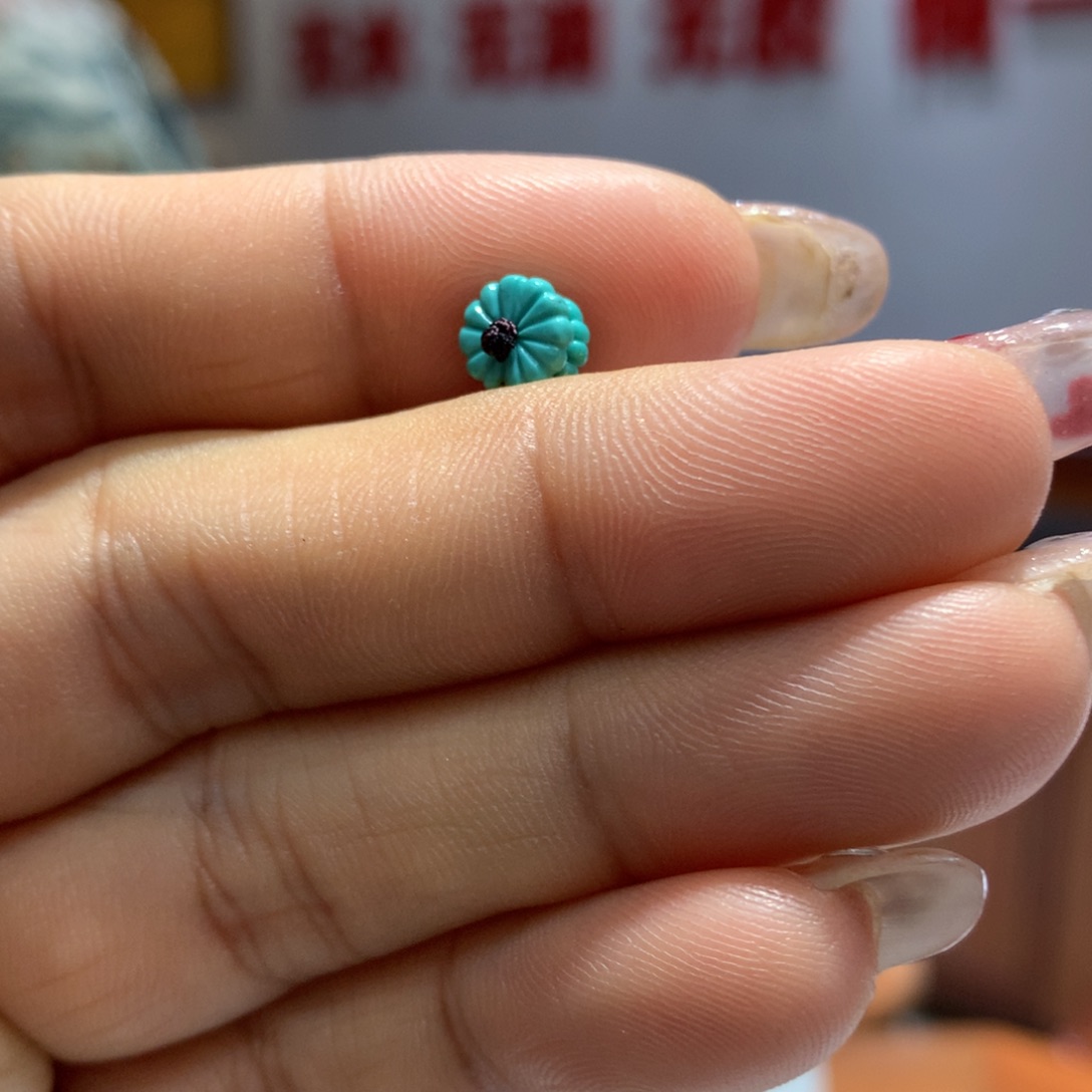 绿松石配饰未镶嵌