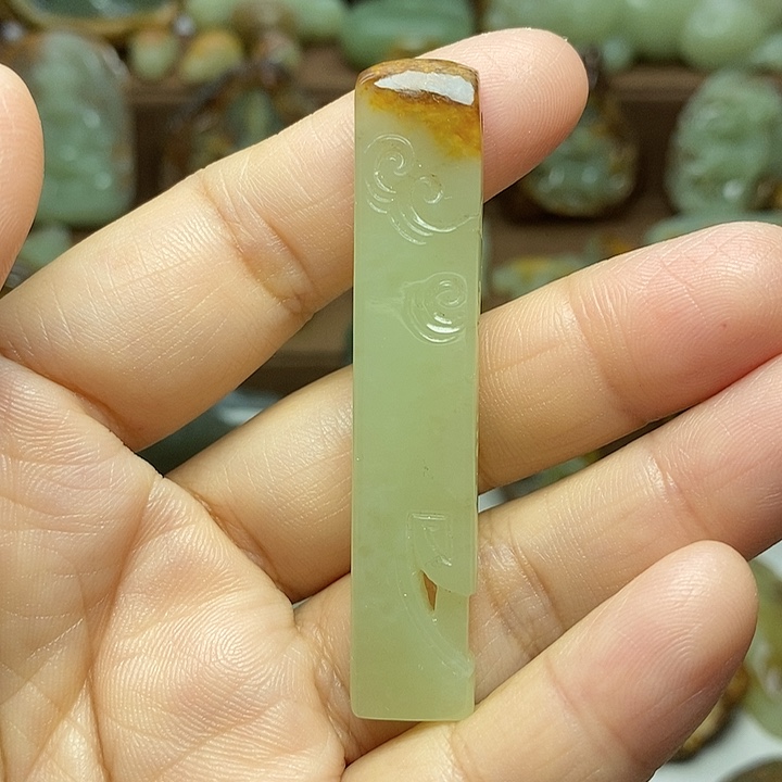 岫岩河磨玉（透闪石质玉）未镶嵌颈饰