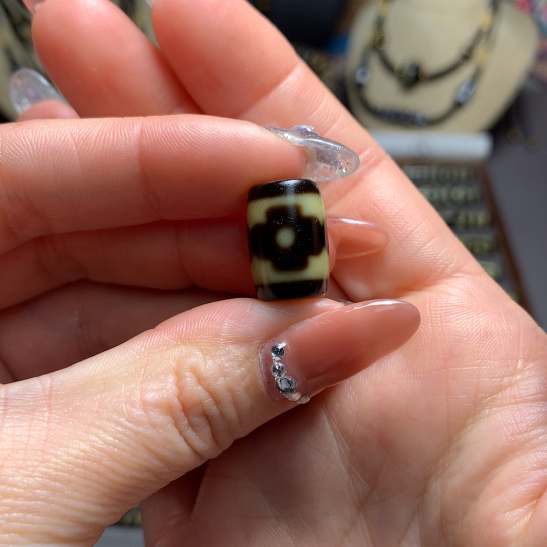 玛瑙/玉髓吊坠(赠链)未镶嵌