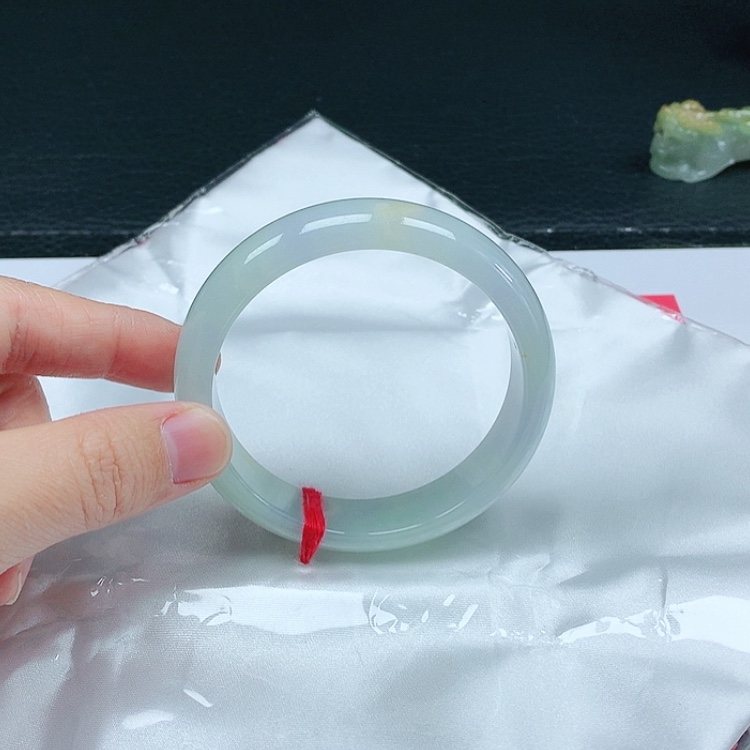 【闪购商品】翡翠手镯未镶嵌天然翡翠手镯