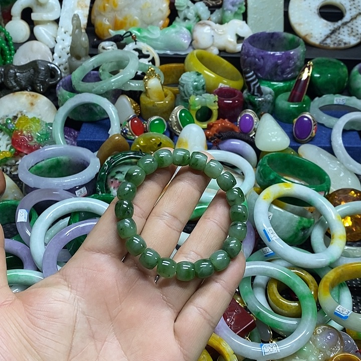 颈饰未镶嵌翡翠官方正规军回血放漏