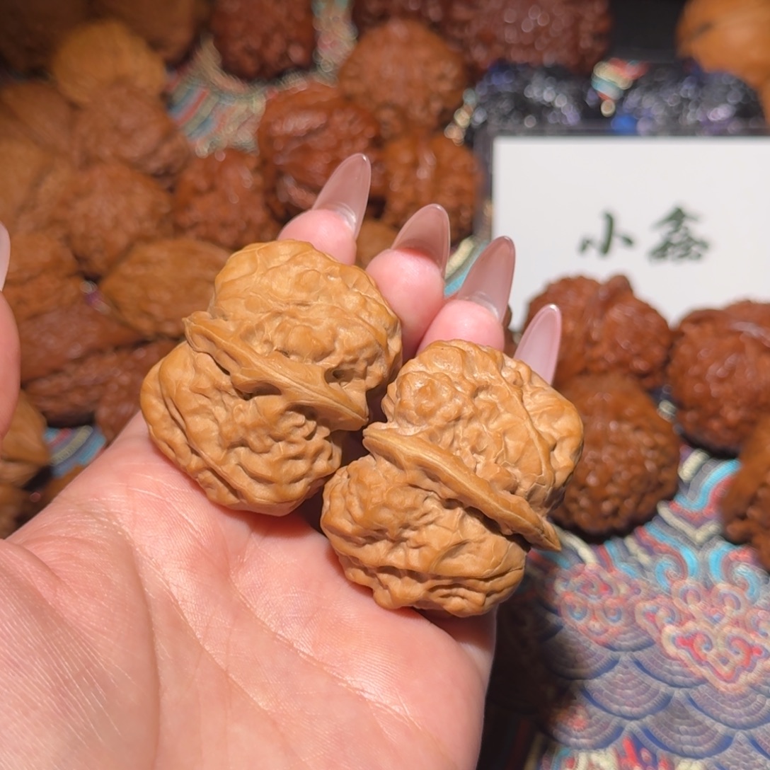 文玩核桃把件1524号39三角元宝蛙蛙文玩核桃
