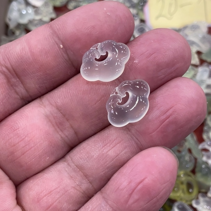 蛇纹石玉合金颈饰