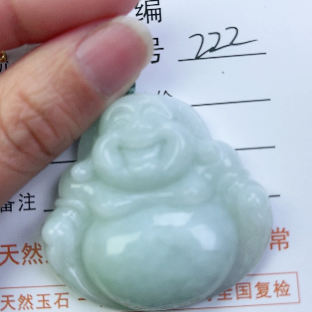 翡翠颈饰未镶嵌佛公