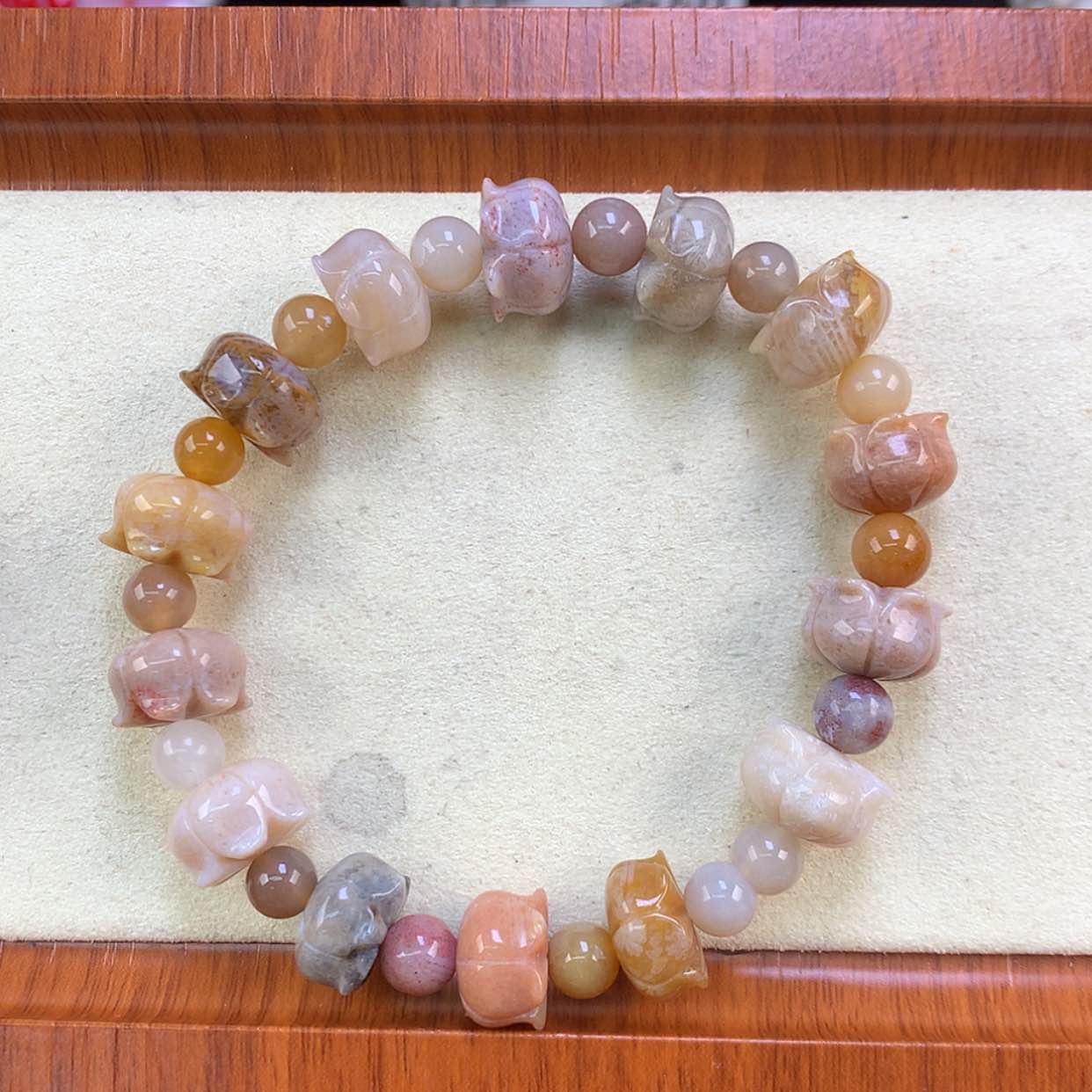 【闪购商品】颈饰未镶嵌硅化珊瑚（珊瑚玉）铃兰花手串25号