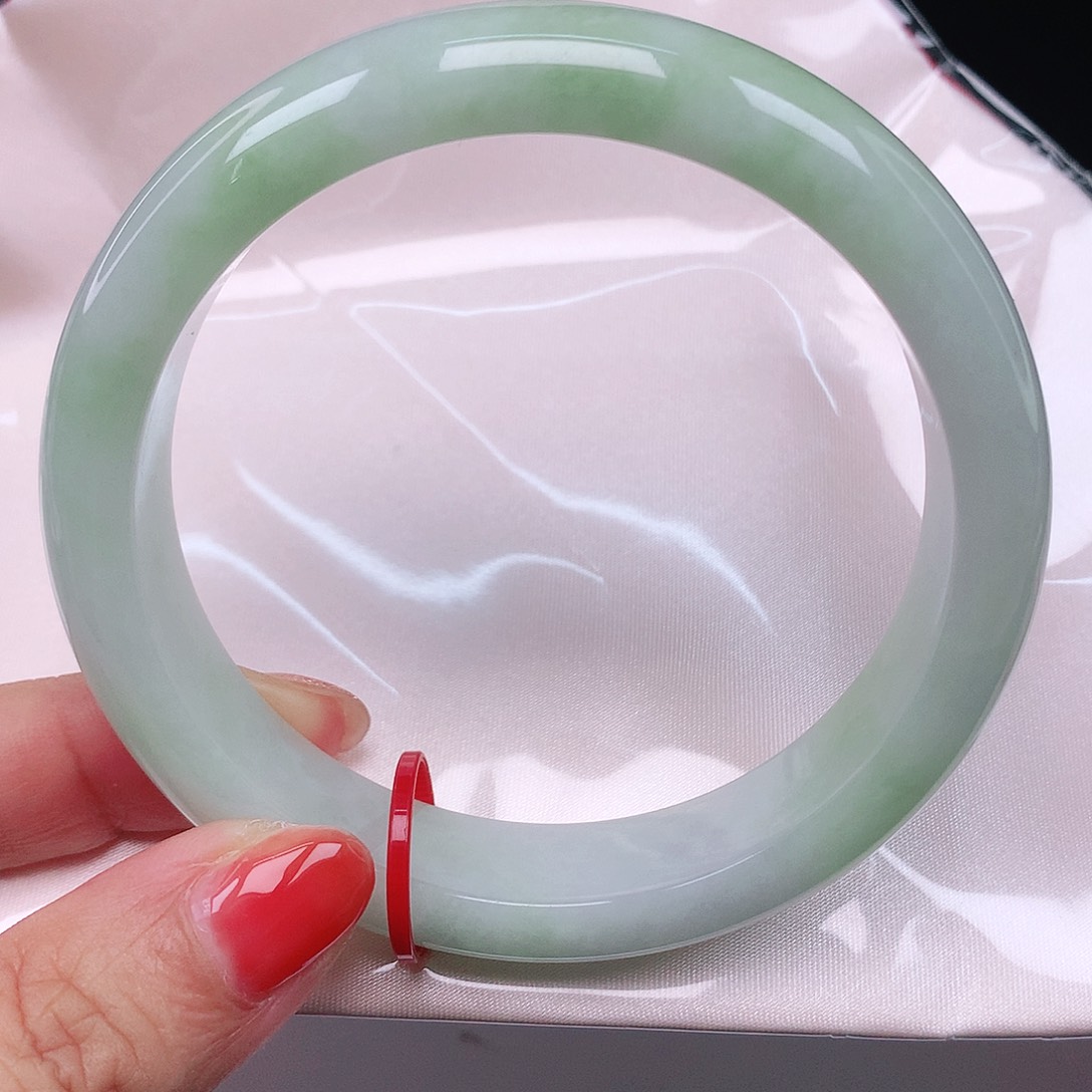 翡翠手镯未镶嵌0170