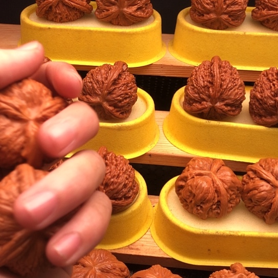 文玩核桃吊坠k****z核桃