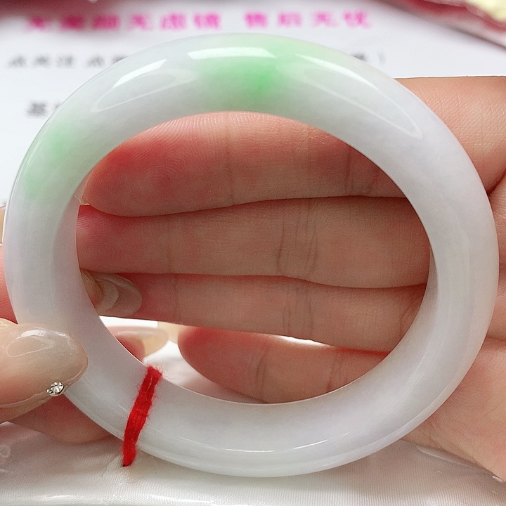 翡翠手镯未镶嵌缅甸天然A货翡翠