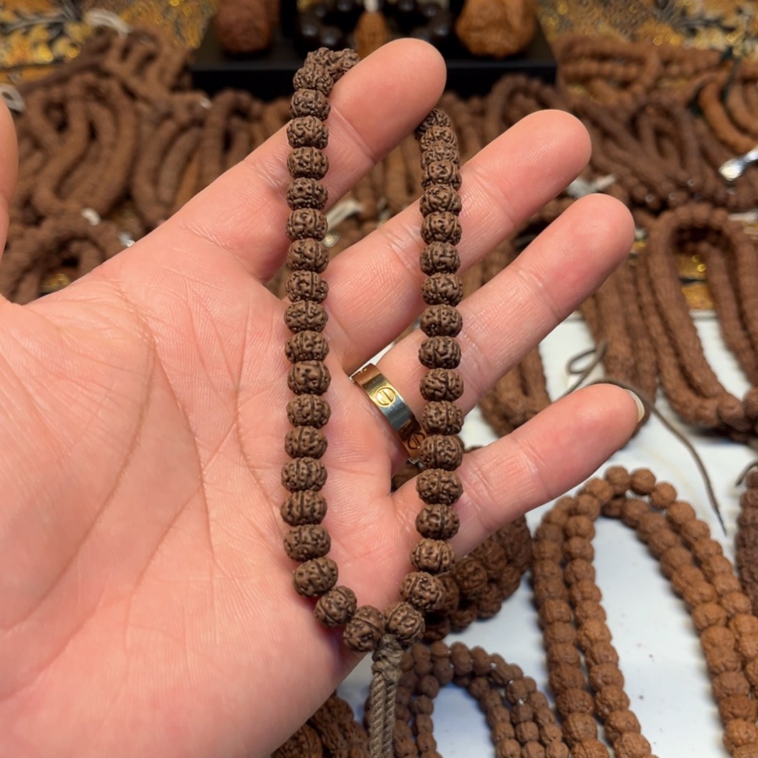 金刚菩提手串瑕疵纯血老树王