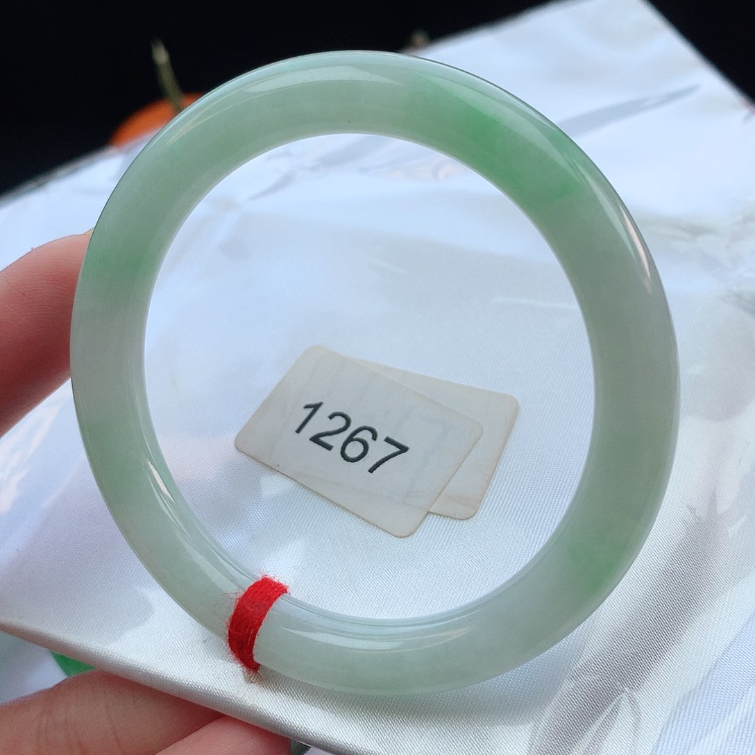 翡翠手镯未镶嵌55圆条881267