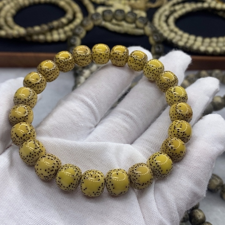 【闪购商品】星月菩提手串原生态鸡油黄