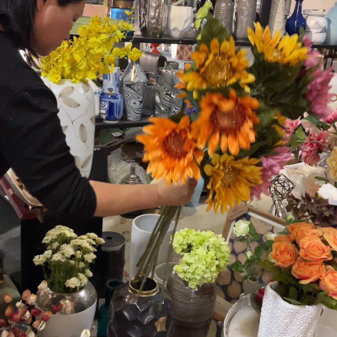 玲****g陶瓷花瓶，家居摆件。8