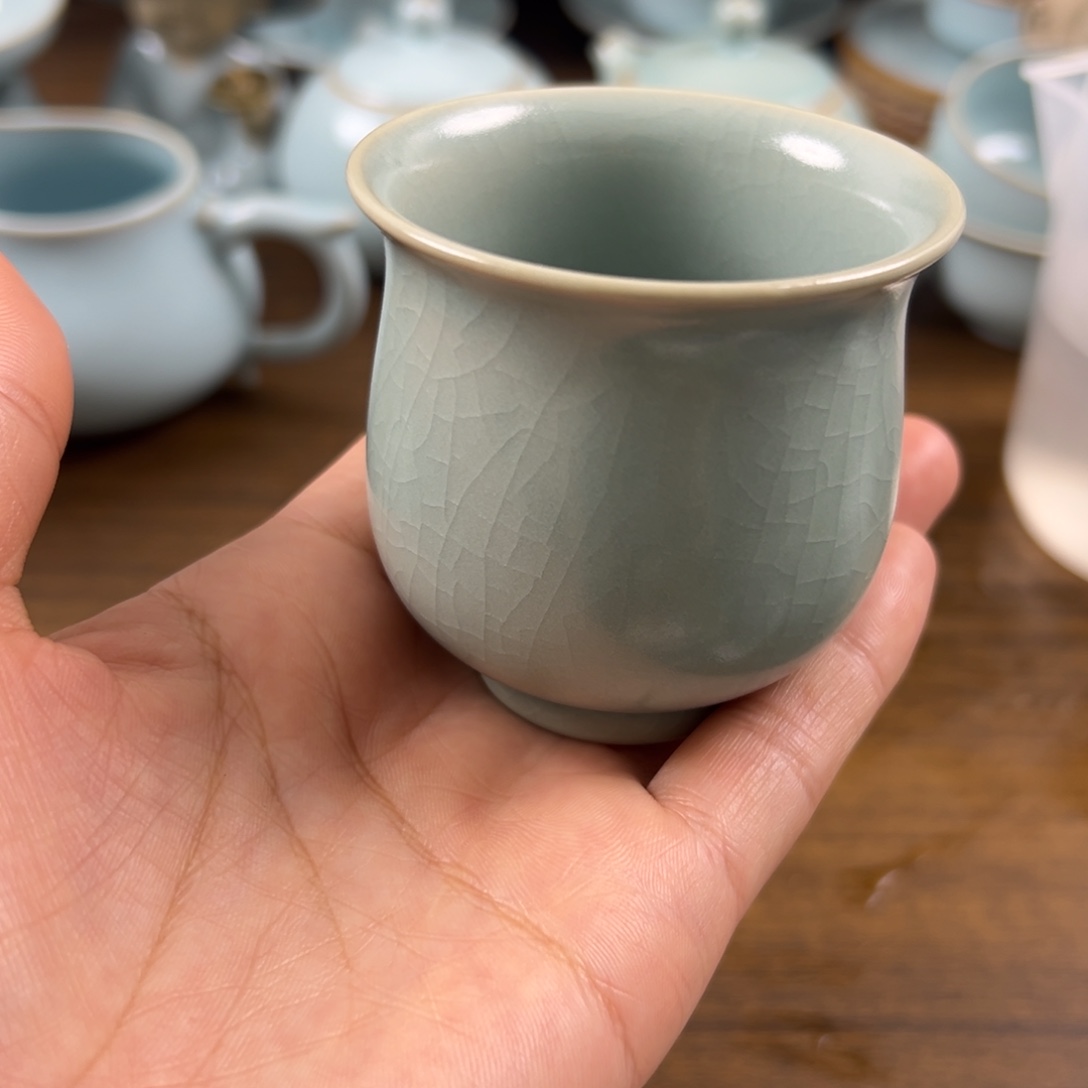 瓷杯子仿古釉水玉兰杯