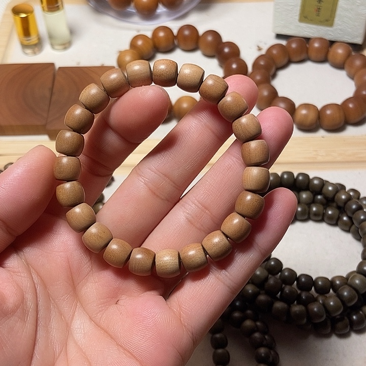木用****3老山檀香直切珠单