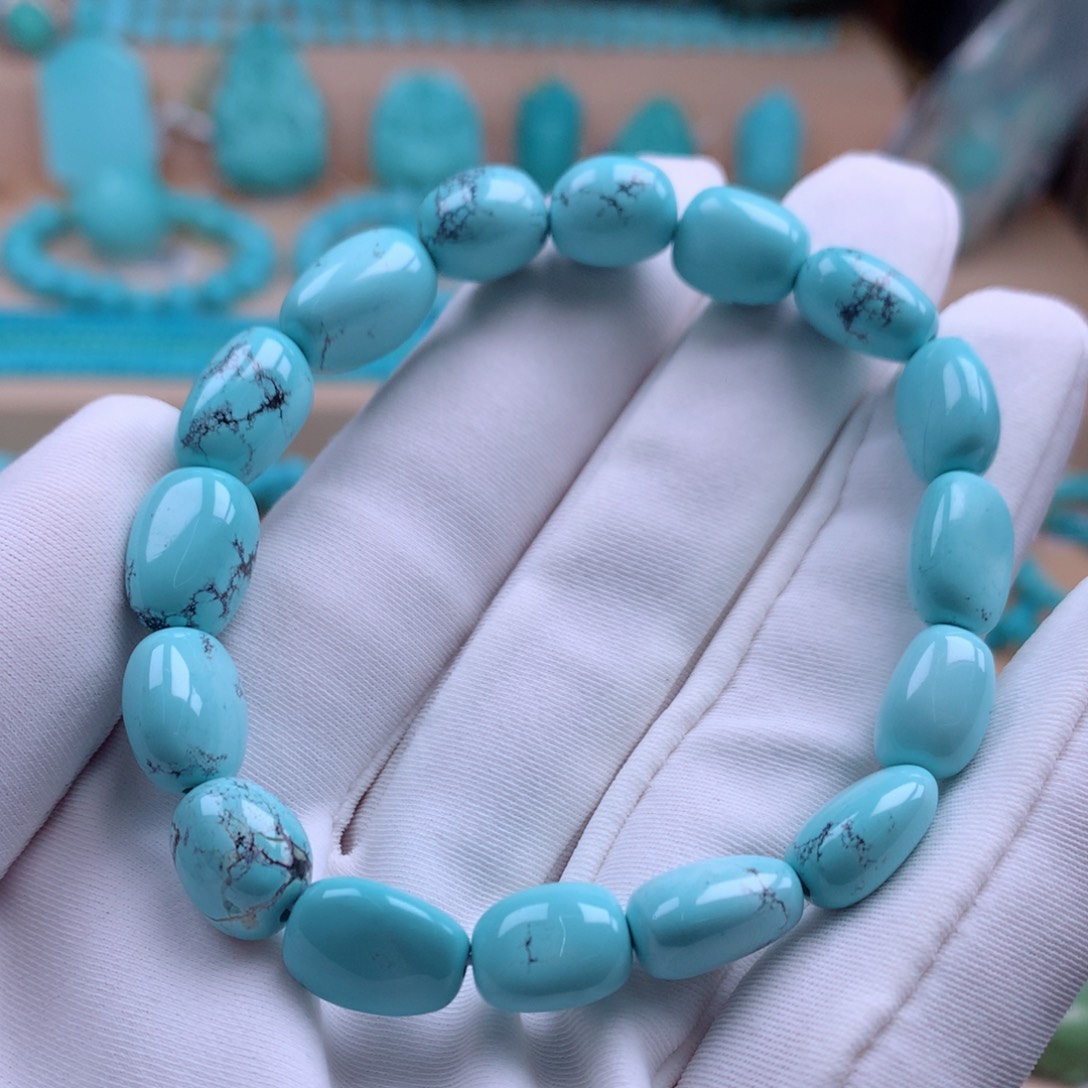 绿松石未镶嵌珠宝奇石