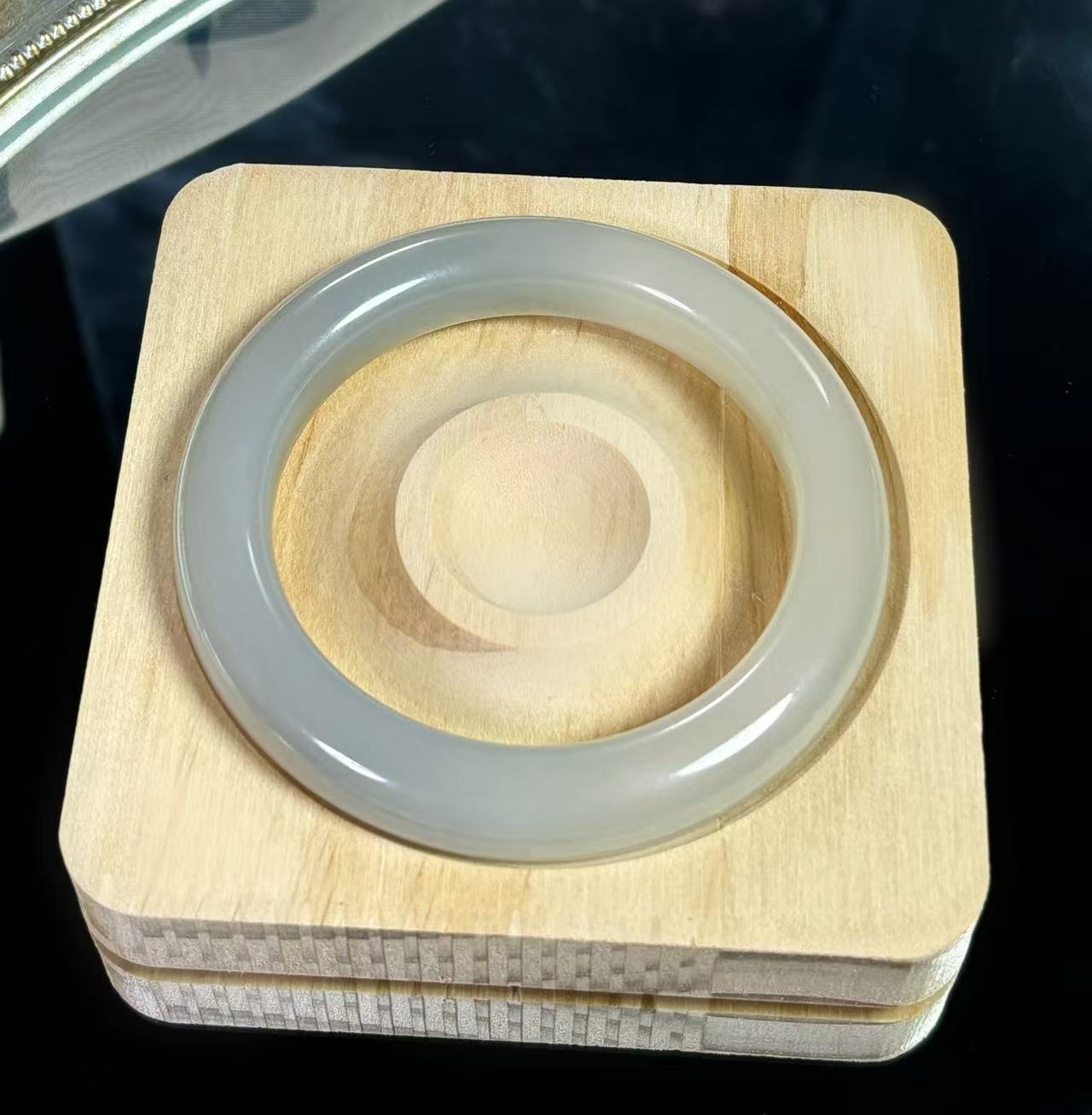 【烟藕】半山半水 天然和田玉烟紫手镯高冰 多样性发其一