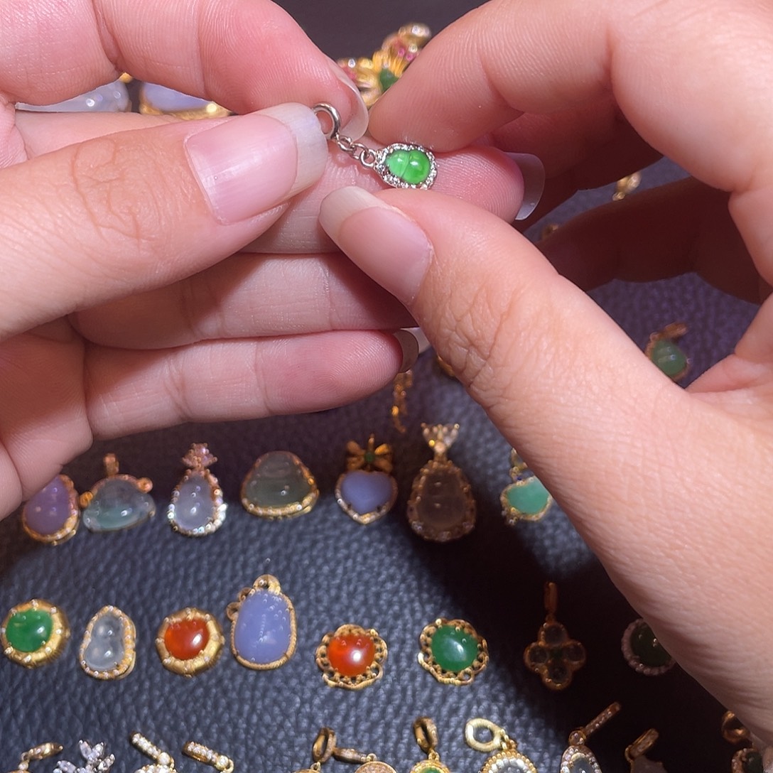 翡翠银S925镶嵌颈饰