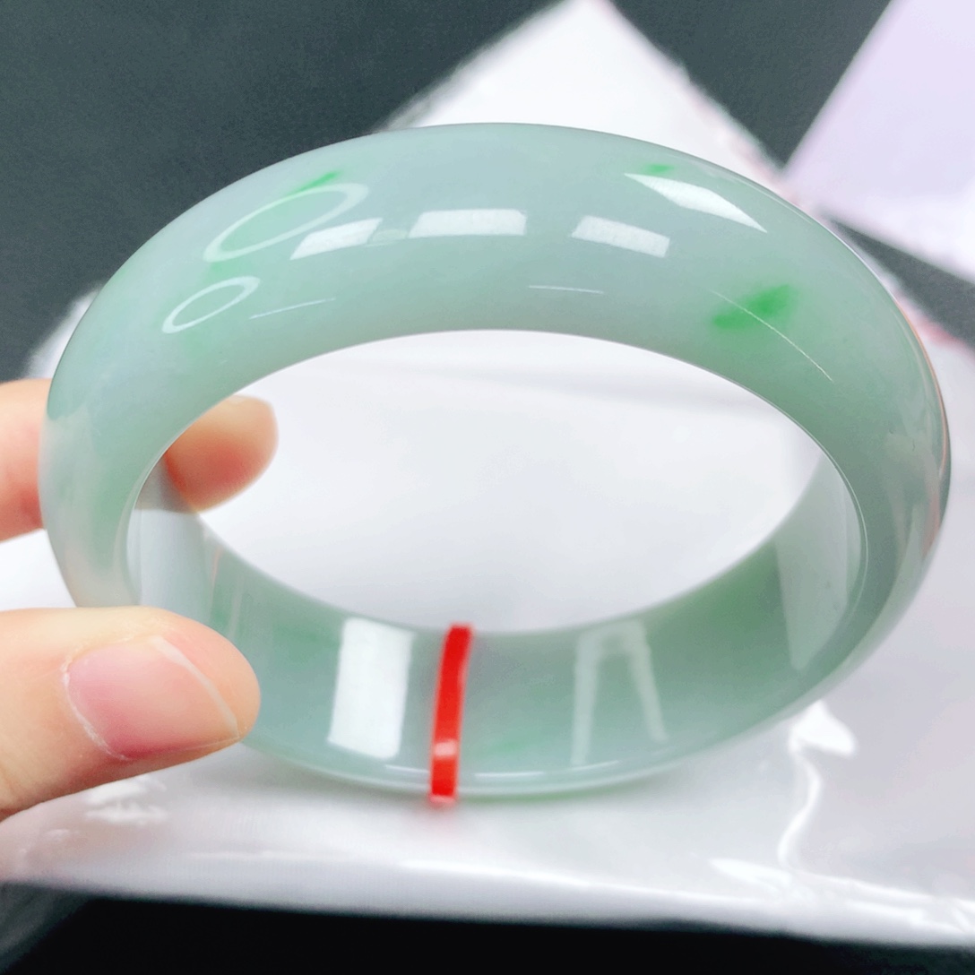 翡翠未镶嵌手镯57圈口