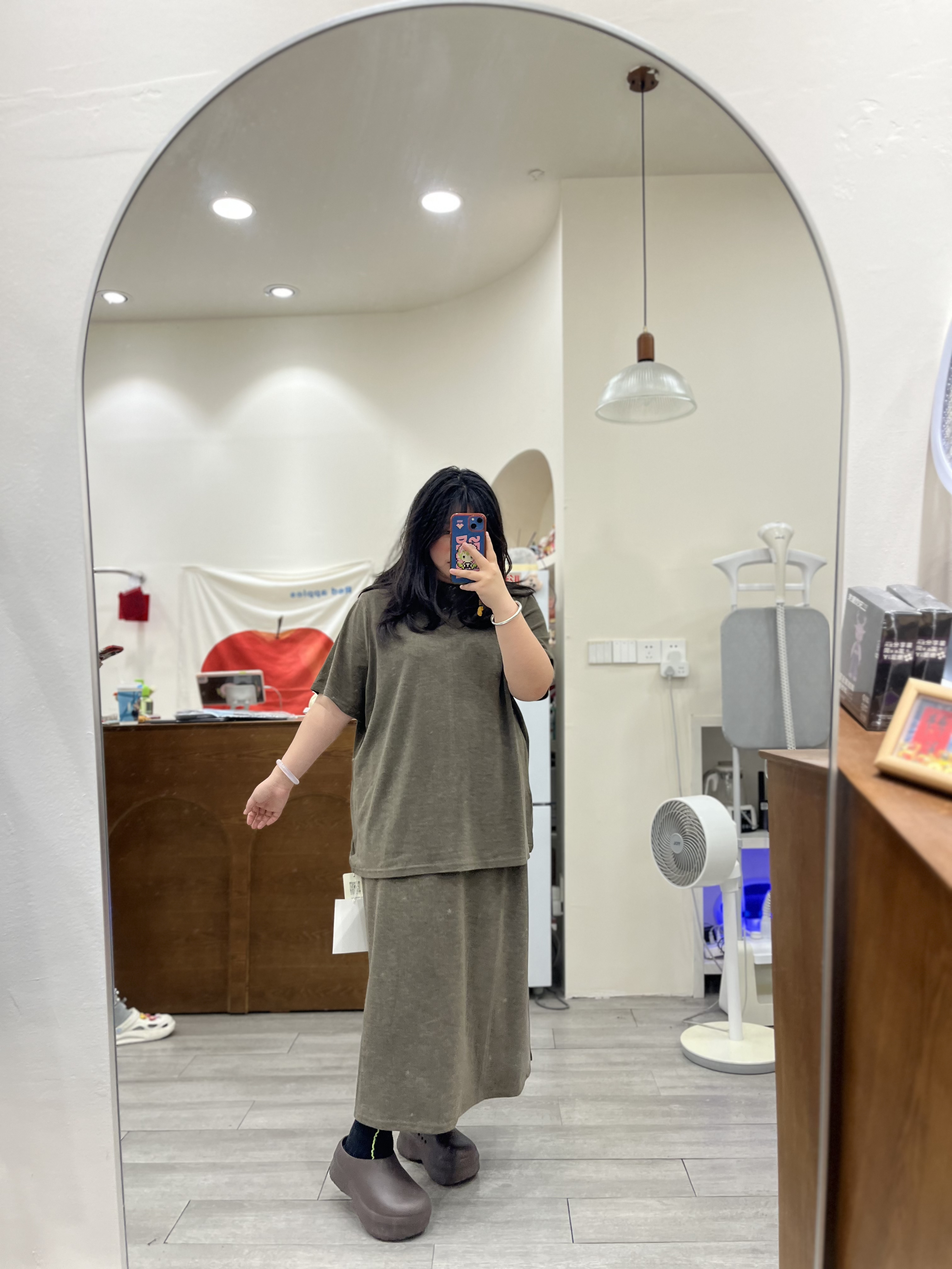 松弛T恤半身长裙套装简约舒适