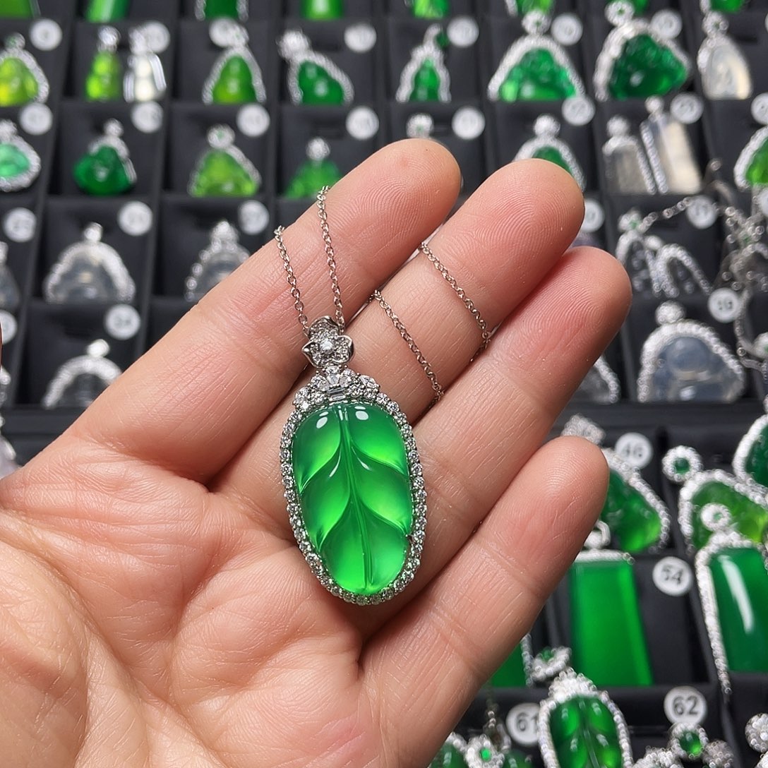 玛瑙/玉髓合金颈饰