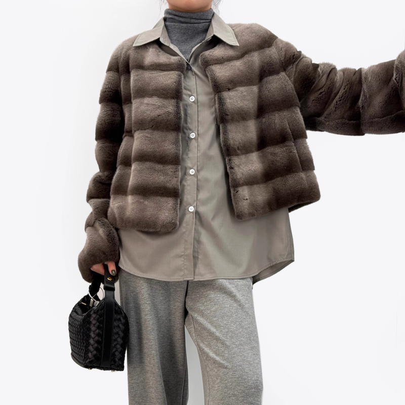 2025冬季新款短款进口天鹅绒水貂皮草外套女时尚高端貂皮小母貂