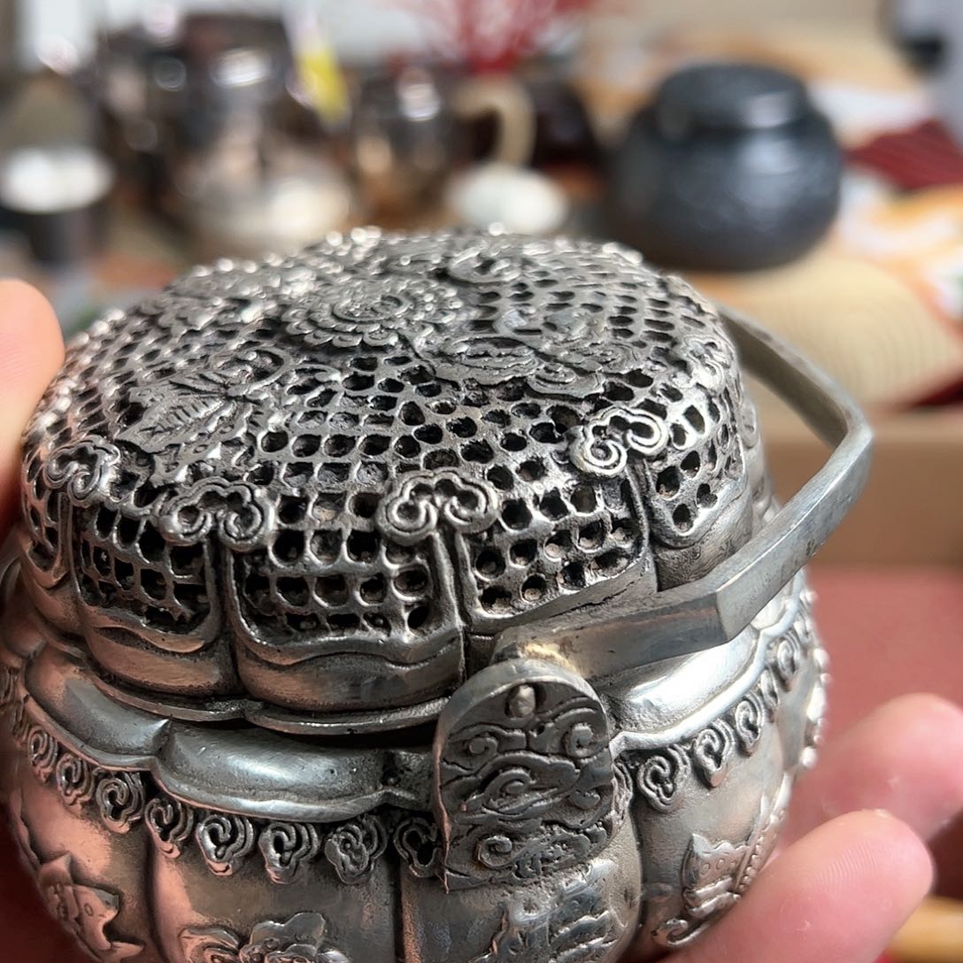 紫砂茶杯我们的生活方式就是这样