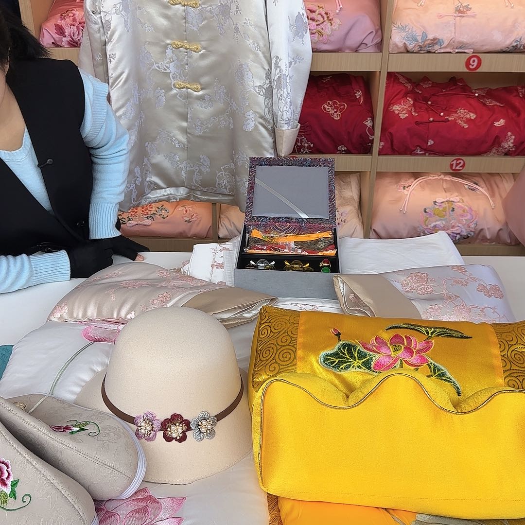 传统高端品质百年服全套