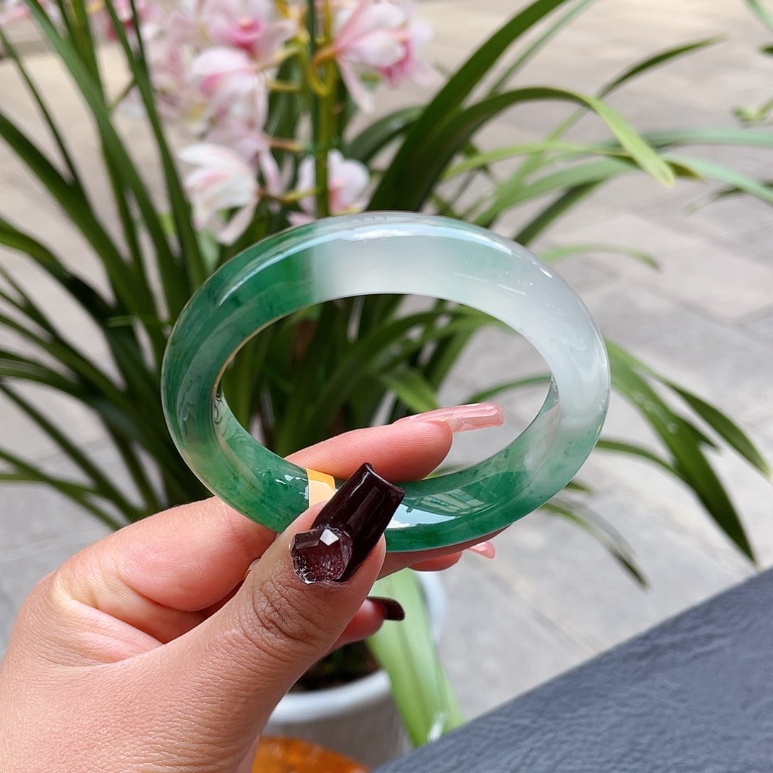 石英质玉手镯未镶嵌11