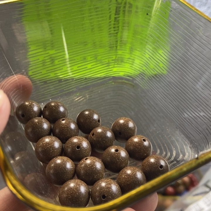 余***。泥塑1.2鹅梨17颗00