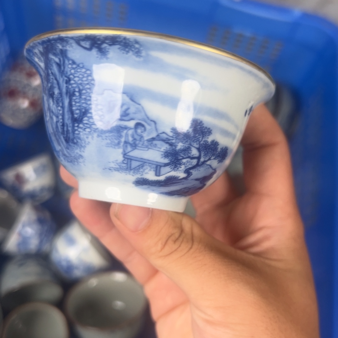 白青花桃李夜宴压手杯