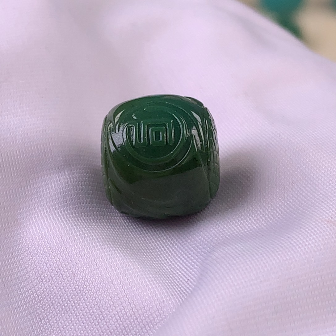 绿松石未镶嵌珠宝奇石12.7mm