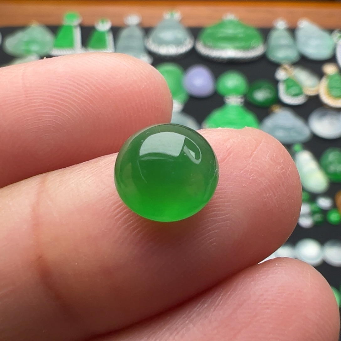 翡翠颈饰未镶嵌蛋8.2