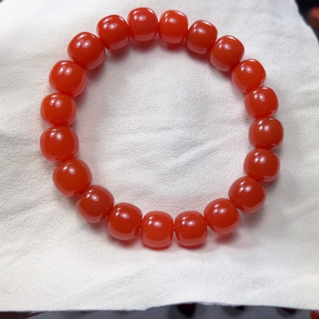南红玛瑙手串未镶嵌