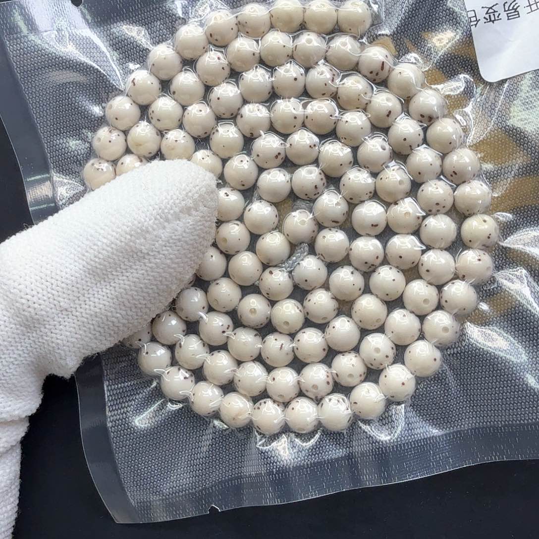 星月菩提吊坠12冰白圆珠108 6左右