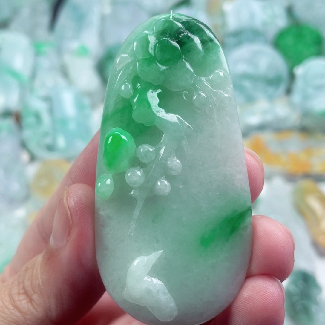 翡翠未镶嵌吊坠(不含链)