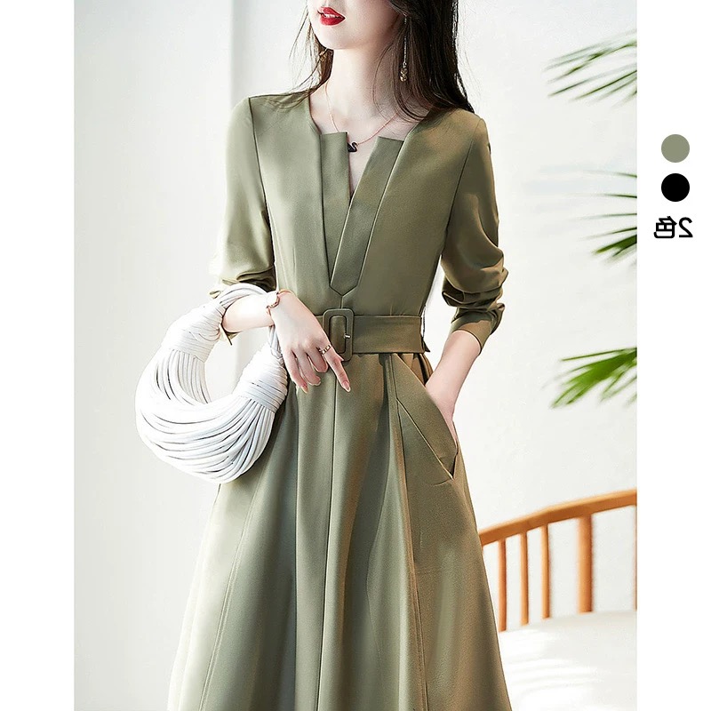 长裙通勤法式秋季A字长袖连衣裙气质时尚设计感女装