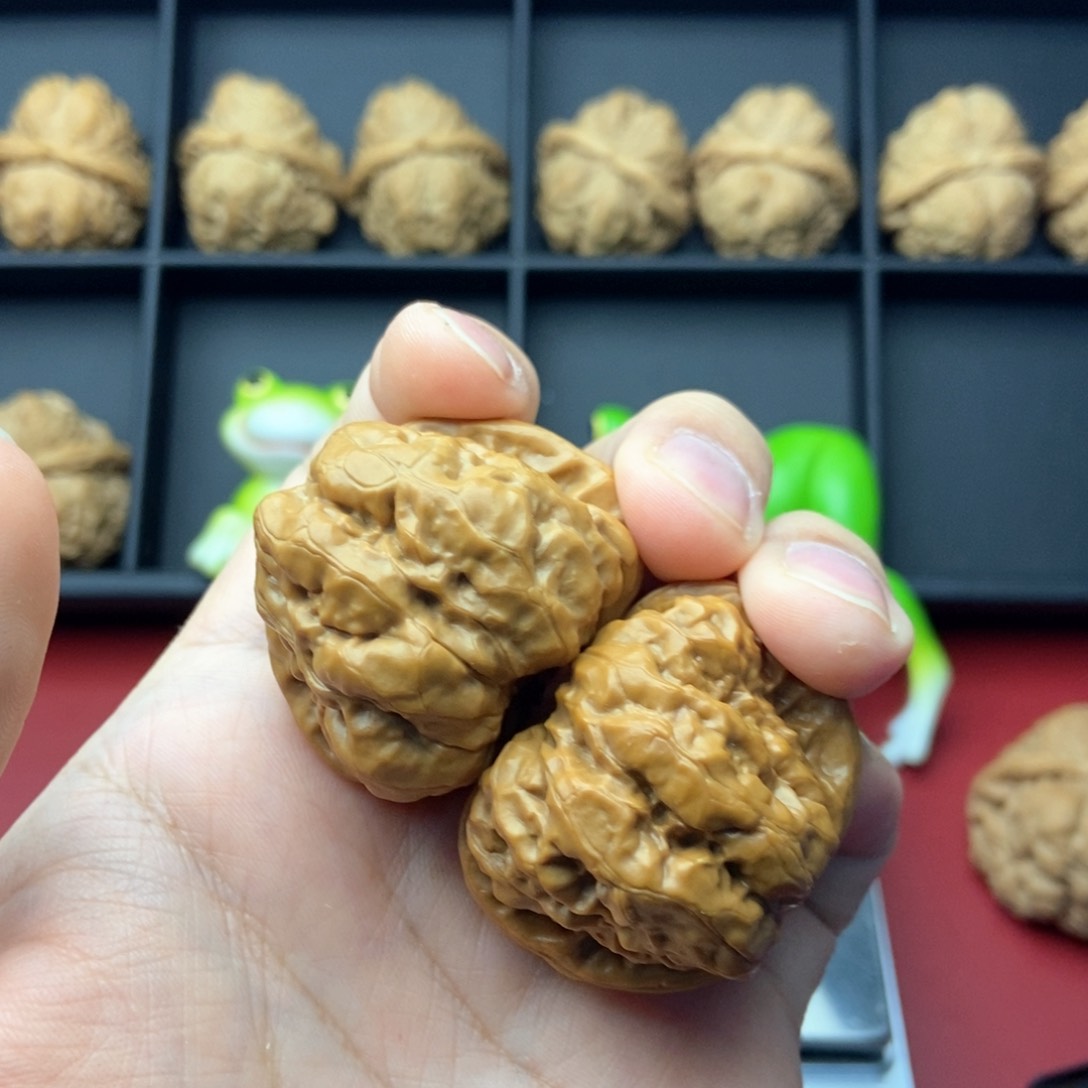 文玩核桃吊坠鸡**饼蛤蟆40