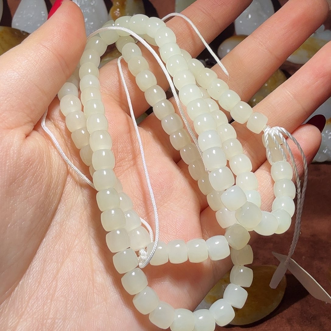 心***你和田玉未镶嵌颈饰